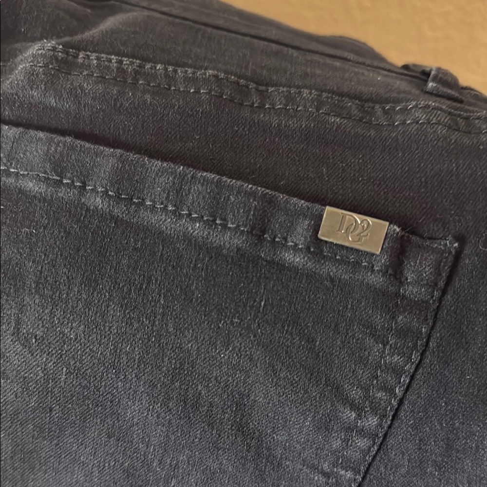 DG2 by Diane Gilman Black Ankle & Cropped Jeans - Picture 5 of 5